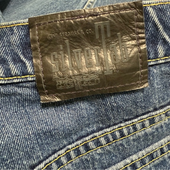 Levi's Silver Tab Jeans Straight Leg Women’s 11/12 Mid Rise 90s Y2K  Skater - Picture 4 of 13